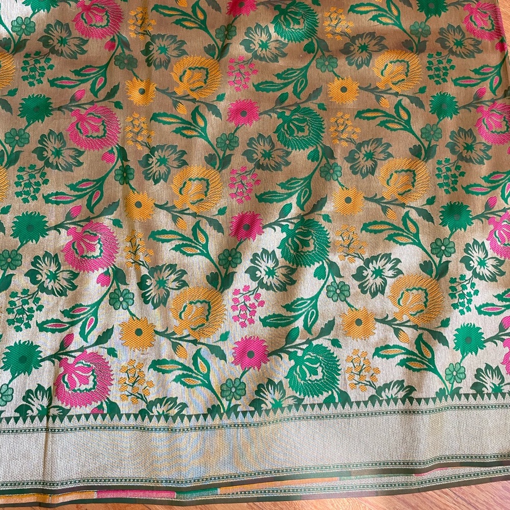 NEW golden floral bridal grand party saree sari wedding
